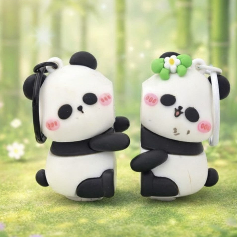 Schlüsselanhänger-Duo „Magnete Pandabären“ – Zum Teilen