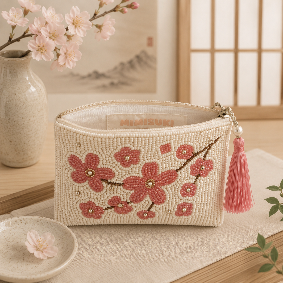 Porta-moedas Sakura bordado com missangas